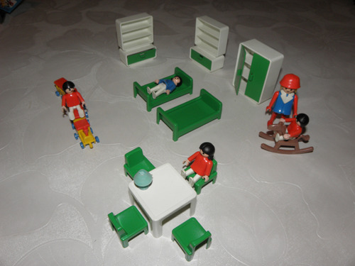 Playmobil 3417 Guarderia Dormitorio Tren Caballo Vintage