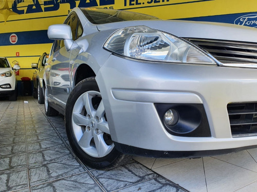 Imagem 3 de 10 de Nissan Tiida 1.8 S