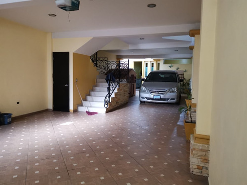 Imagen 3 de 30 de Venta De Casa En Zona Sur De Irapuato