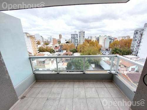 Departamento 3 Ambientes Con Balcon En Caseros