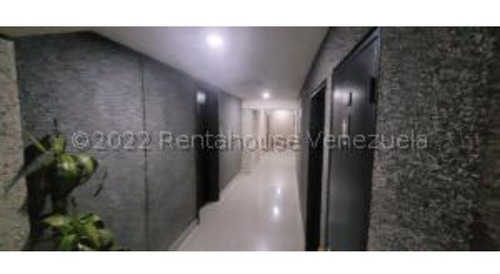 Imagen 8 de 27 de #22-21627 Espectacular Apartamento En Lomas De Prados Del Este