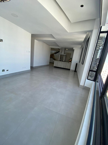Venta De Penthouse En Evaristo Morales