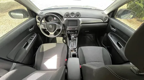 Vitara Live 2wd At Modelo 2022 Color Plata 49.000 Km