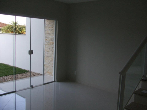Imagem 2 de 12 de Lindo Sobrado Geminado Com 01 Suíte Com Closet + 2 Dormitórios | No Melhor Do Boa Vista - Sa01725 - 68871950