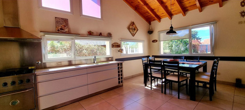 Imagen 3 de 18 de Venta De Casa 5 Dormitorios En Dina Huapi, San Carlos De Bar