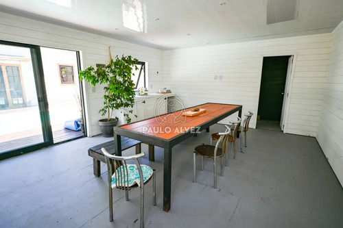 Mu, Casa En Dos Plantas, Con Tres Dormitorios, Y Dos Baños. Hermosa Barbacoa Con Piscina Climatizada