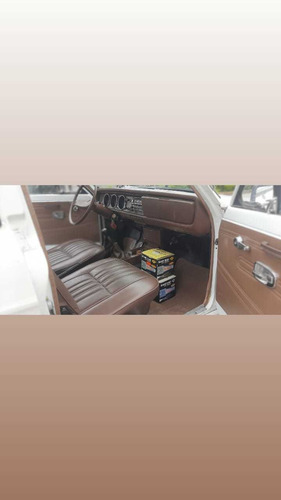 Imagen 2 de 6 de Datsun 1200