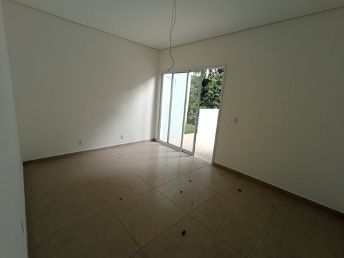 Imagem 6 de 14 de Chácara Em Condomínio Fechado