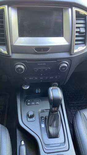 Imagen 7 de 25 de Ford Ranger Limited 3.2 4x4 Automnatica 2021 60.000km