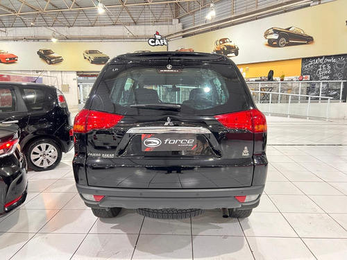Mitsubishi Pajero Dakar 3.5 Hpe Flex Aut. 5p