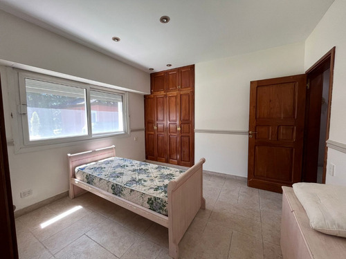 Chalet De Categoría En Country Club Los Cardales