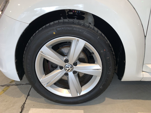 Imagen 13 de 15 de Volkswagen Beetle 2015 2.5 Sport At