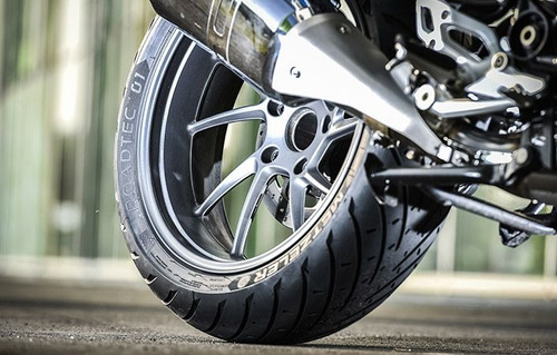 Cubierta Metzeler 190 55 17 Roadtec 01 Alemania Zr Sti Motos