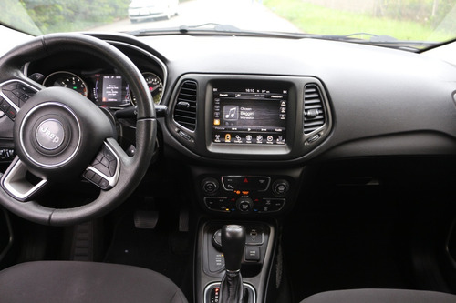 Imagem 6 de 10 de Jeep Compass
