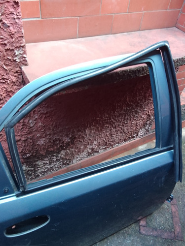 Goma Para Puerta Del Vidrio De Aveo Tipo Sedan 