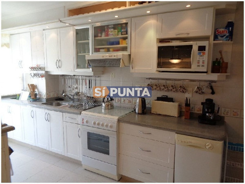 Imagen 6 de 12 de Apartamento 3 Dormitorios Y Dependencia