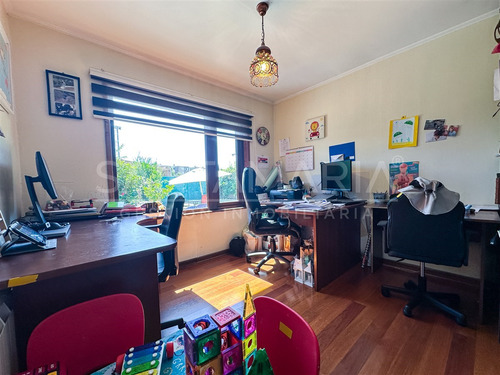 Arriendo Casa Ubicada En La Foresta, San Pedro De La Paz.