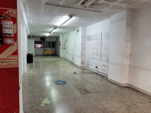 Marcelo T. Alvear - C. Pellegrini Excelente Local Com 240 M² Pb° Y Pss° + Ptio + Asc. Int