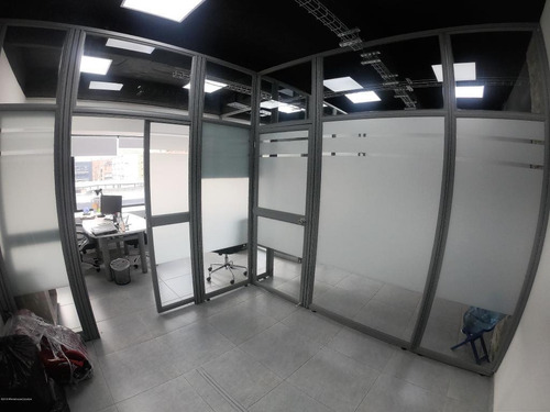 Comercial En Chico(bogota) Rah Co: 21-485