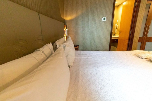 Imagem 11 de 15 de Flat Na Av. Ibirapuera, Prox Ao Metro Eucaliptos E Ao Shopping Ibirapuera - Sf31365