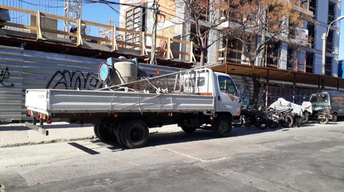 Imagen 3 de 12 de Mudanzas, Fletes, Elevaciones, Embalaje De Muebles, Peones
