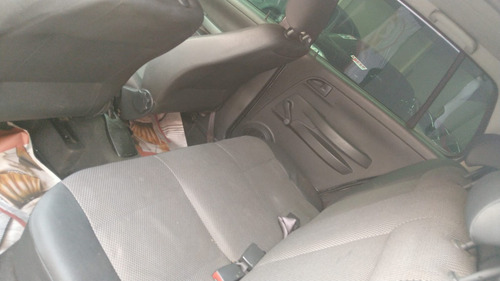 Imagem 9 de 9 de Vw Fox 1.0 4 Ptas