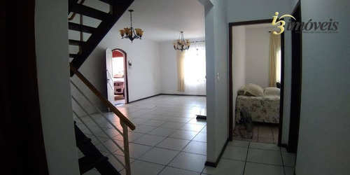 Imagem 2 de 14 de Casa Com Piscina, 6 Dormitórios (sendo 2 Suítes), À Venda, 280 M² No Bairro Dom Bosco - Itajaí/sc - Ca0387