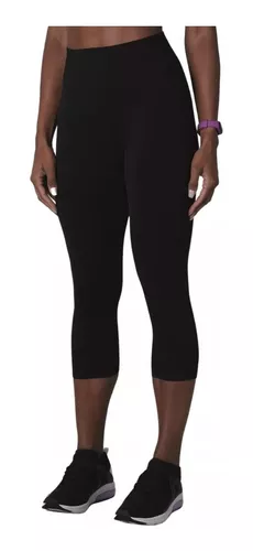 Treinar é melhor com Top e Calça Capri Contour Lupo Sport!