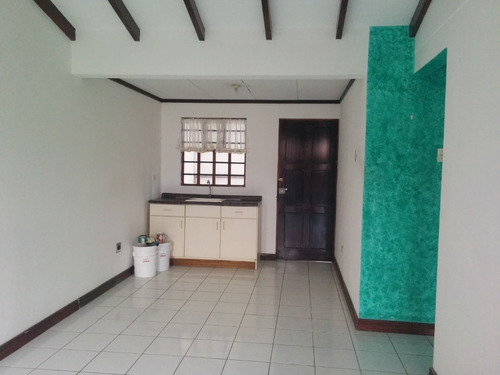 Imagen 5 de 9 de Se Vende Casa De Habitacion
