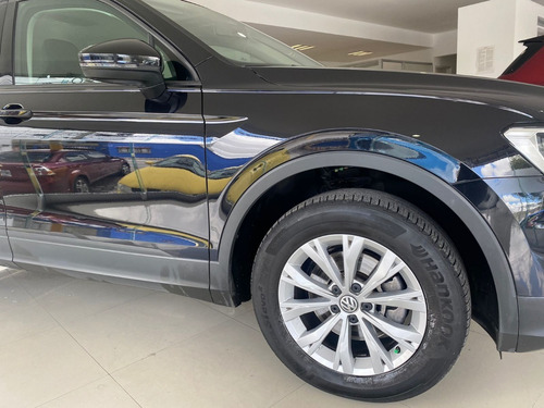 Imagen 7 de 11 de Volkswagen Tiguan Trendline Plus 2020