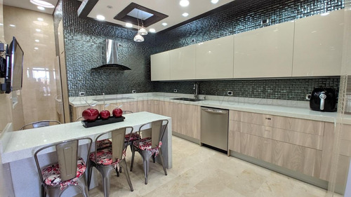 Imagen 4 de 17 de Ph Apartamento En Venta En El Solar Del Hatillo, Caracas, Codigo: Mvg 21-18042