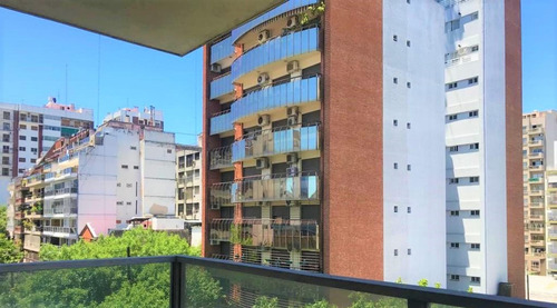 Hermoso Ambiente Y Medio Divisible Con Cochera Mucha Luz