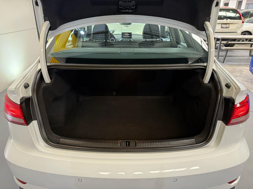 Audi A3 2.0 Sedán L Dynamic At Dsg
