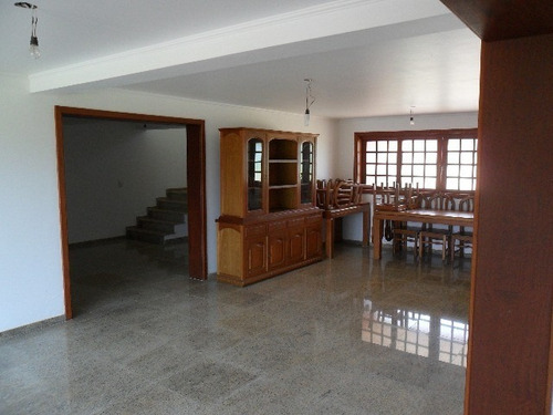Vendo Maravilhosa Chácara De Alto Padrão A 2 Km Do Centro De Louveira, Com1500 M² De A/c, 20.000 De Terreno, Conforto E Tranquilidade Para Bem Viver. - Ch00113 - 2451665