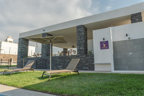 Boca Del Río, Casa En Venta Con Terraza Club.