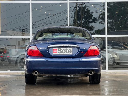 Jaguar S-Type 4.2 V8 Se