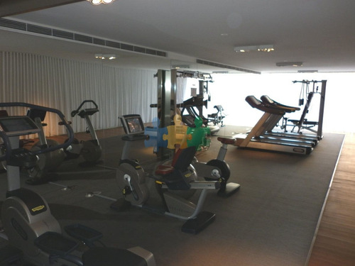 Imagen 25 de 28 de Apartamento De Primera Categoria En Torre Con Amenities