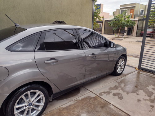 Ford Focus III 1.6 Sedan S