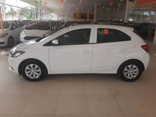 Imagem 5 de 11 de Chevrolet Onix 1.0 Mpfi Lt 8v Flex 4p Manual