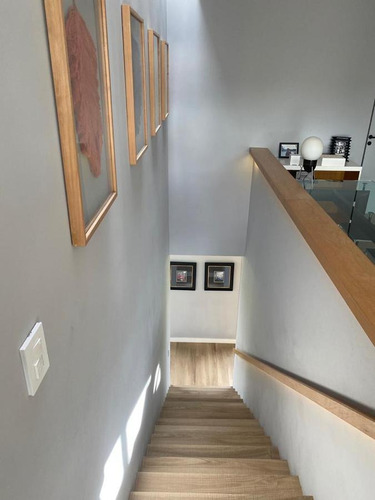 Imagen 24 de 30 de Lindísima Casa De 6 Amb Moderna Al Agua En Virazón, Nordelta