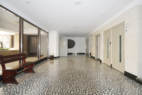 Departamento En Avenida Avellaneda 1100