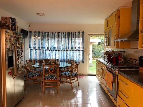 Casa Sola En Reforma, Cuernavaca, Morelos - Crb-956-cs