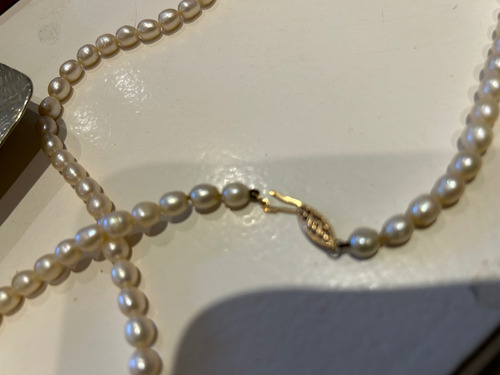 Collar Perlas Naturales Barrocas Broche De Oro 14kts 62 Cm Blanco (Usado)