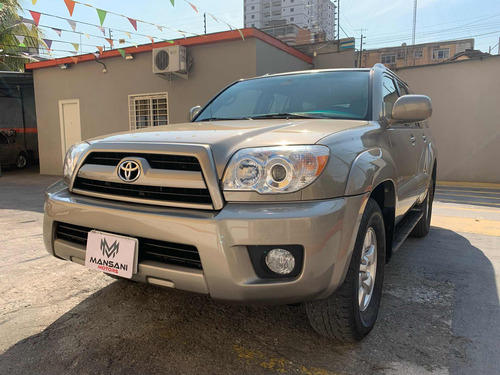 Toyota Runner Limited 4x4