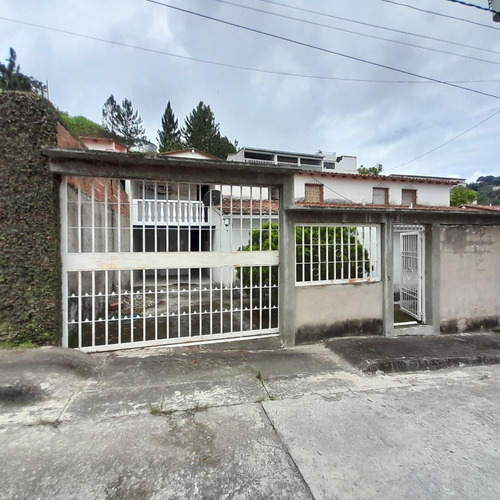 Casa Con Anexo Urb. Piedra Azul Lagunetica Los Teques