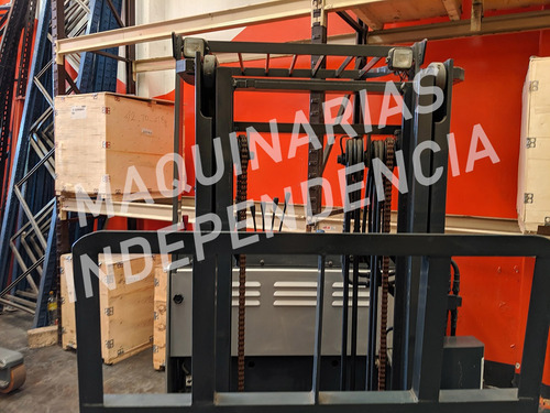 Apilador Reach Tcm 1100 Kg 3.5 Mts