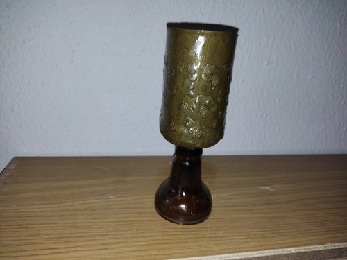 Imagem 1 de 1 de Taça Feita De Garrafa De Cerveja