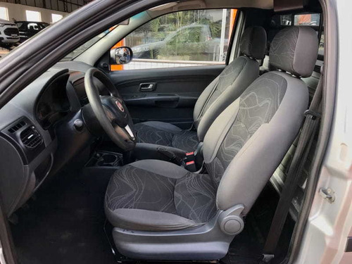 Imagem 9 de 10 de Fiat Strada 1.4 Mpi Hard Working Cs 8v Flex 2p Manual 2017