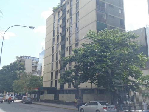 Apartamento En Alquiler En Los Palos Grandes 24-7550