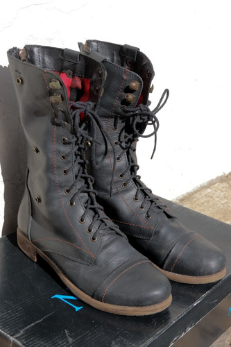 Botas Borcegos Negros (talle 37)